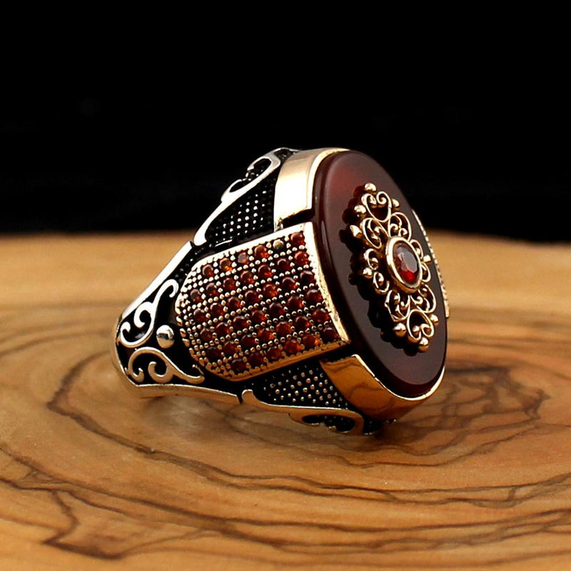 Royal ring of 925 sterling silver for men red color with stones